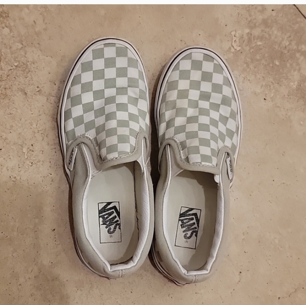 Kids Van's size 2